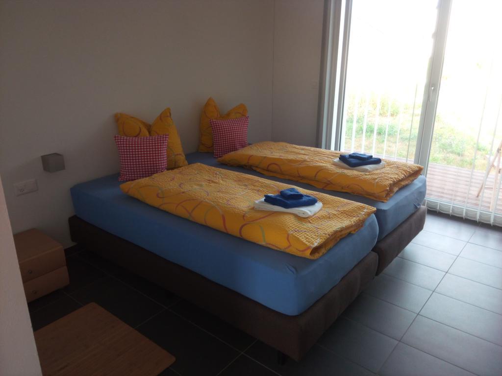 Bed And Breakfast Villa Hallau エクステリア 写真